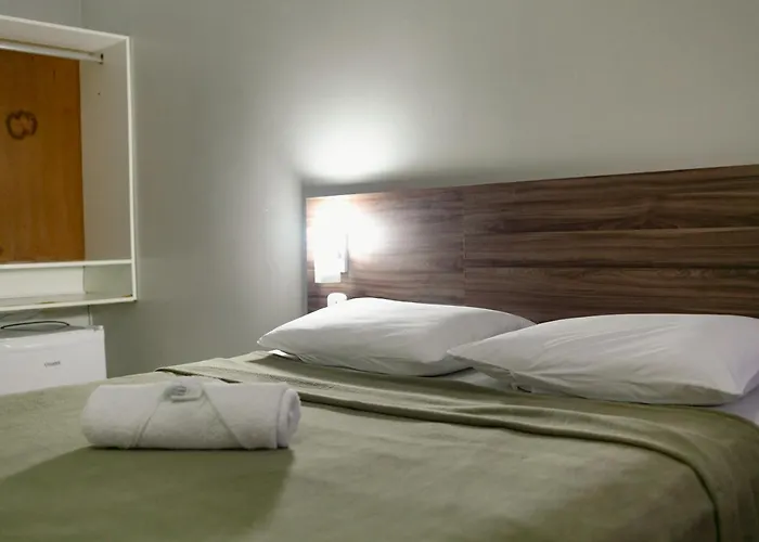Hotel Verde Mares